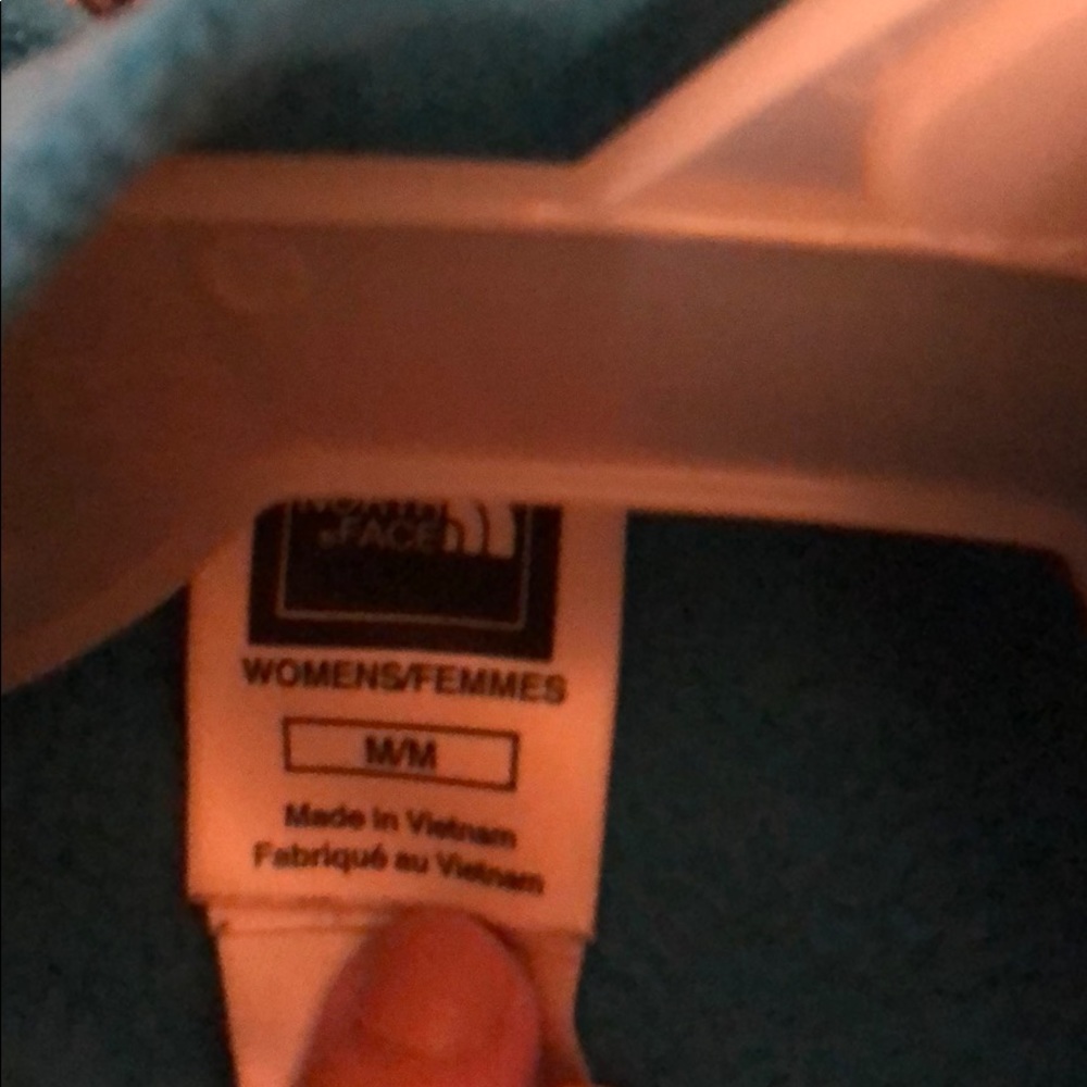 Blue north face pullover - Picture 5 of 5